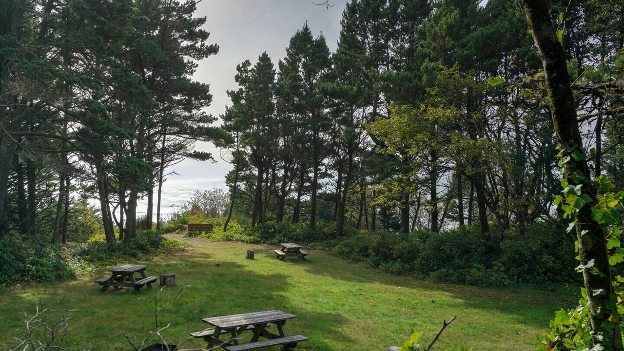 Photo of Others in Otter Rock