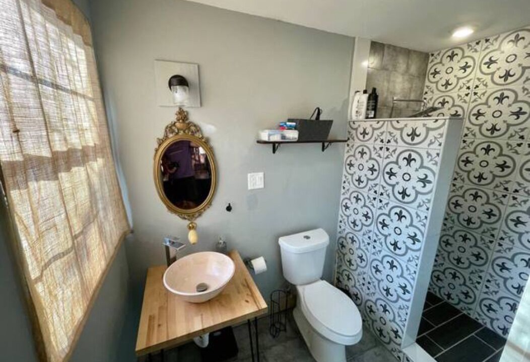 Photo of Bathroom in Seventh Ward