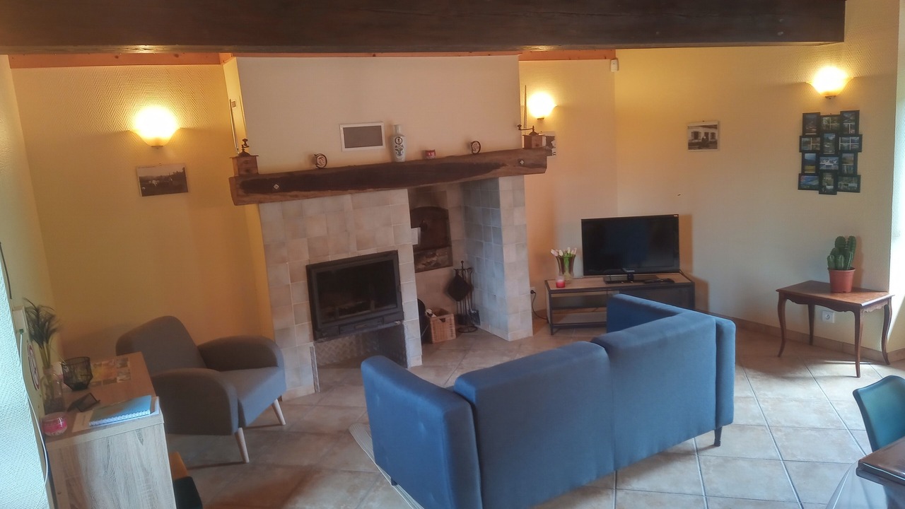 Photo of Livingroom in Benque-Molere