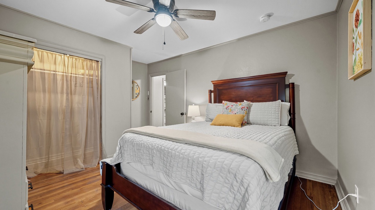 Photo of Bedroom in Hot Springs