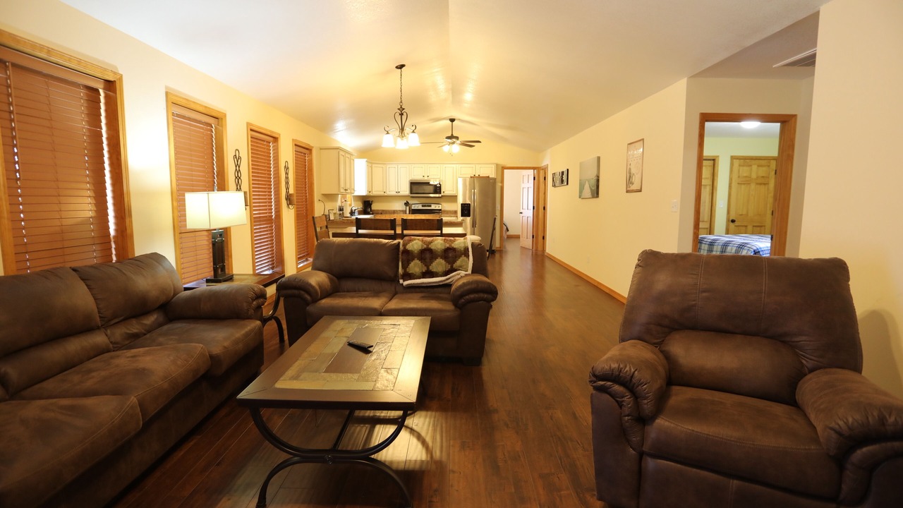 Photo of Livingroom in Van Buren