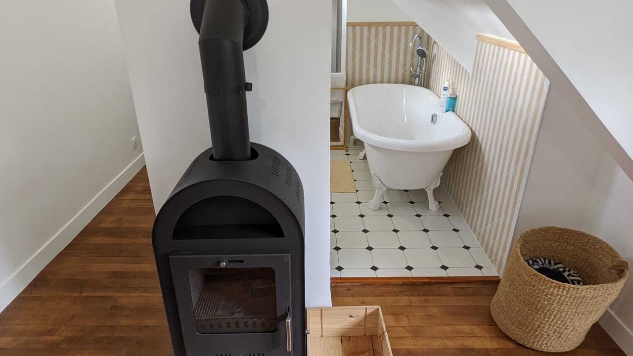Photo of Bathroom in Mesnil-sur-l'Estree