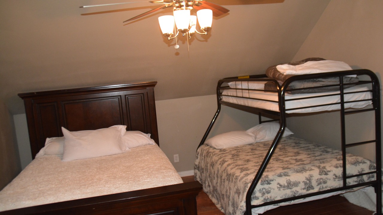 Photo of Bedroom in McQueeney
