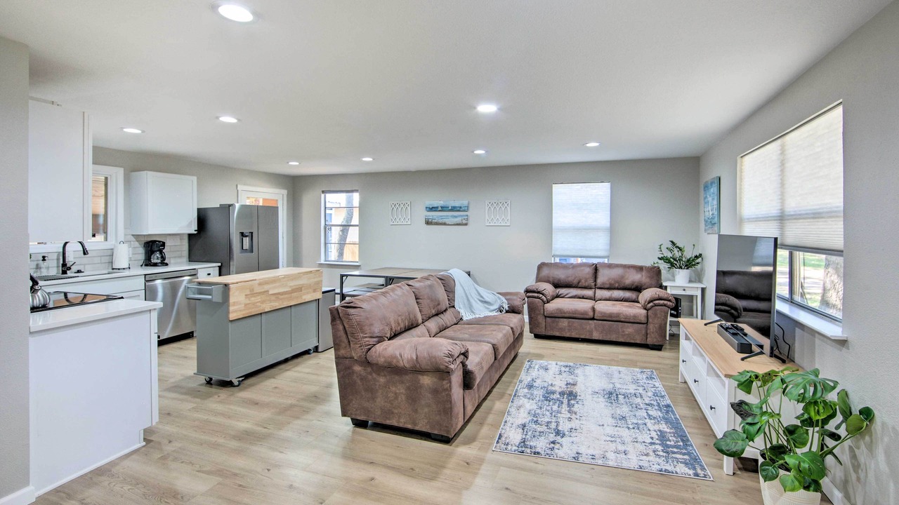 Photo of Bedroom in Gun Barrel City