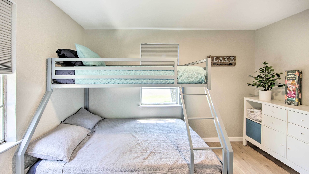 Photo of Bedroom in Gun Barrel City