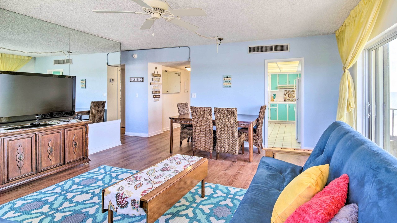 Photo of Livingroom in South Patrick Shores