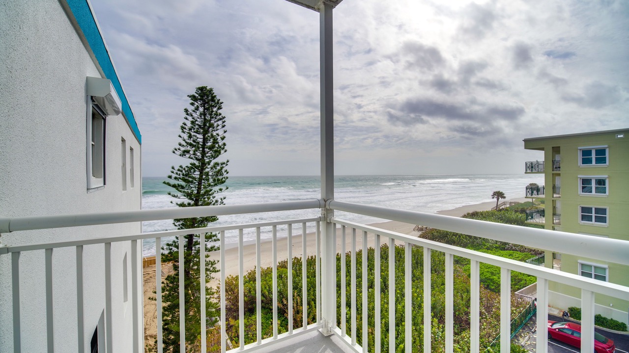 Photo of Patio Balcony in South Patrick Shores