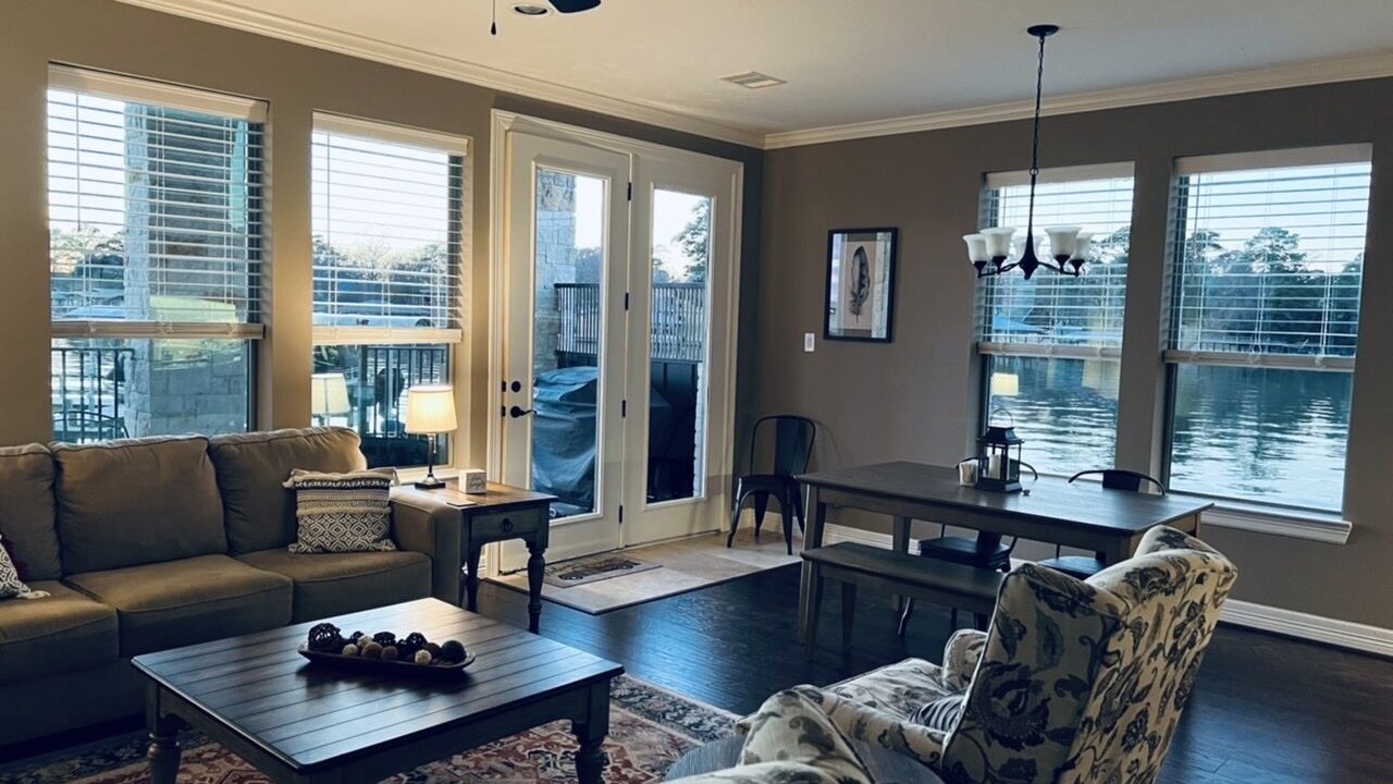 Photo of Livingroom in Onalaska