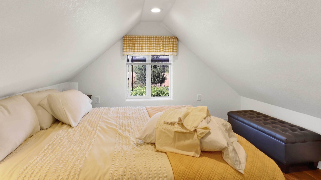 Photo of Bedroom in Ferndale