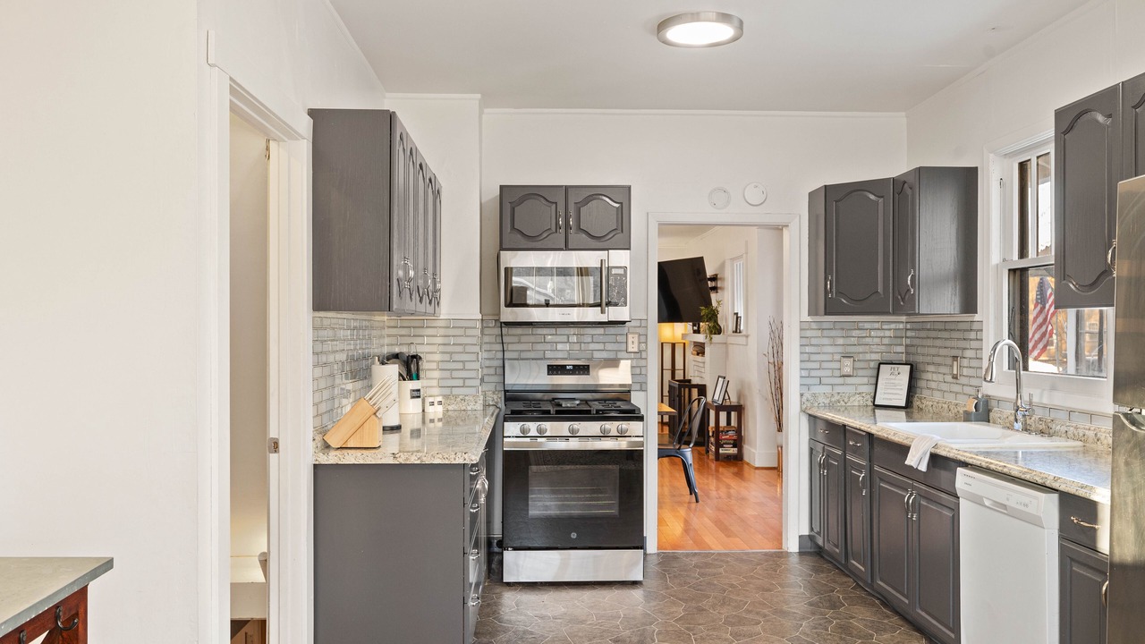 Photo of Kitchen in Central - Terry