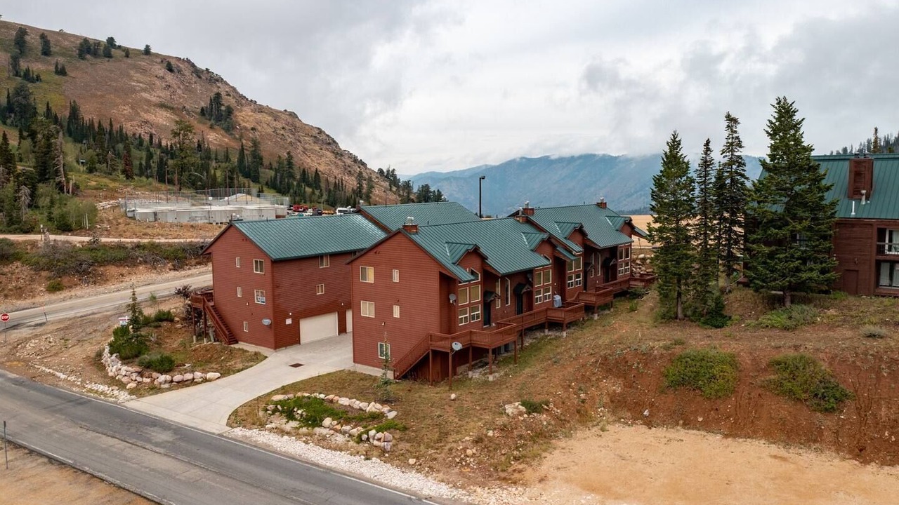 Photo of Others in Powder Mountain