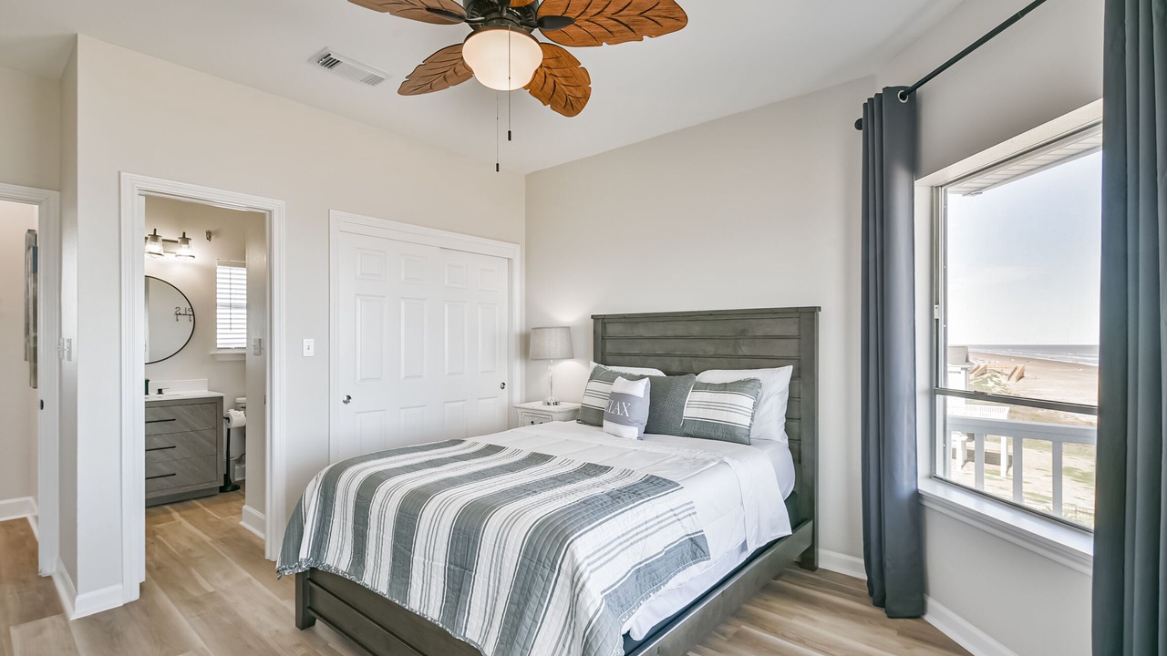 Photo of Bedroom in Sands Of Kahala Beach