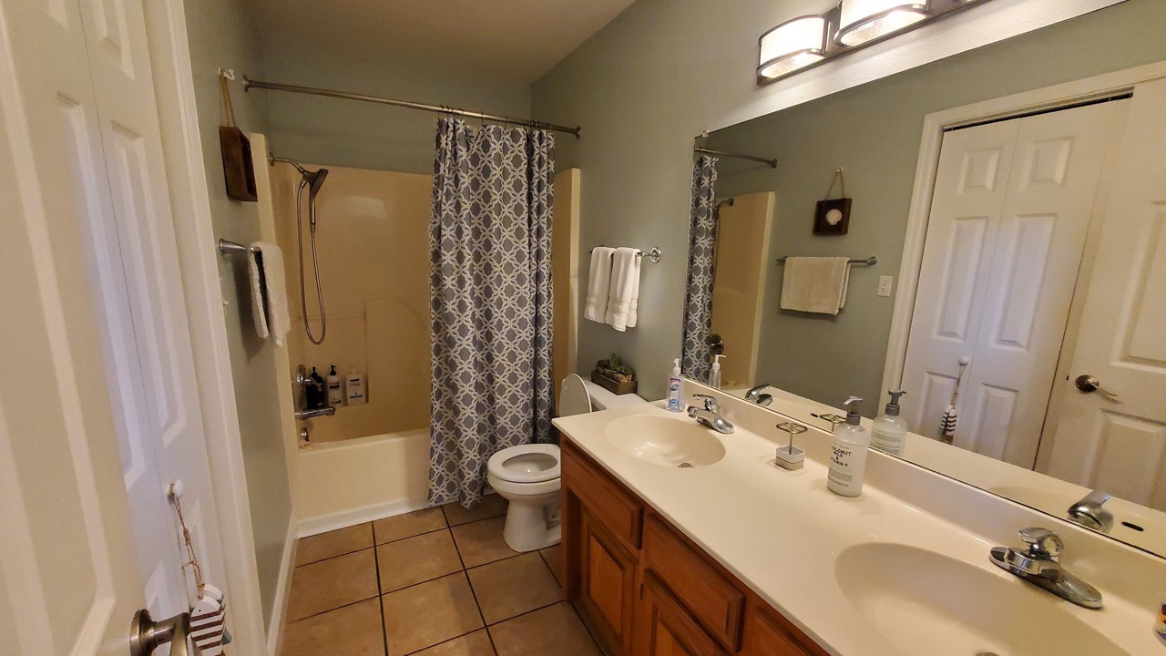 Photo of Bathroom in Lost Bridge Village
