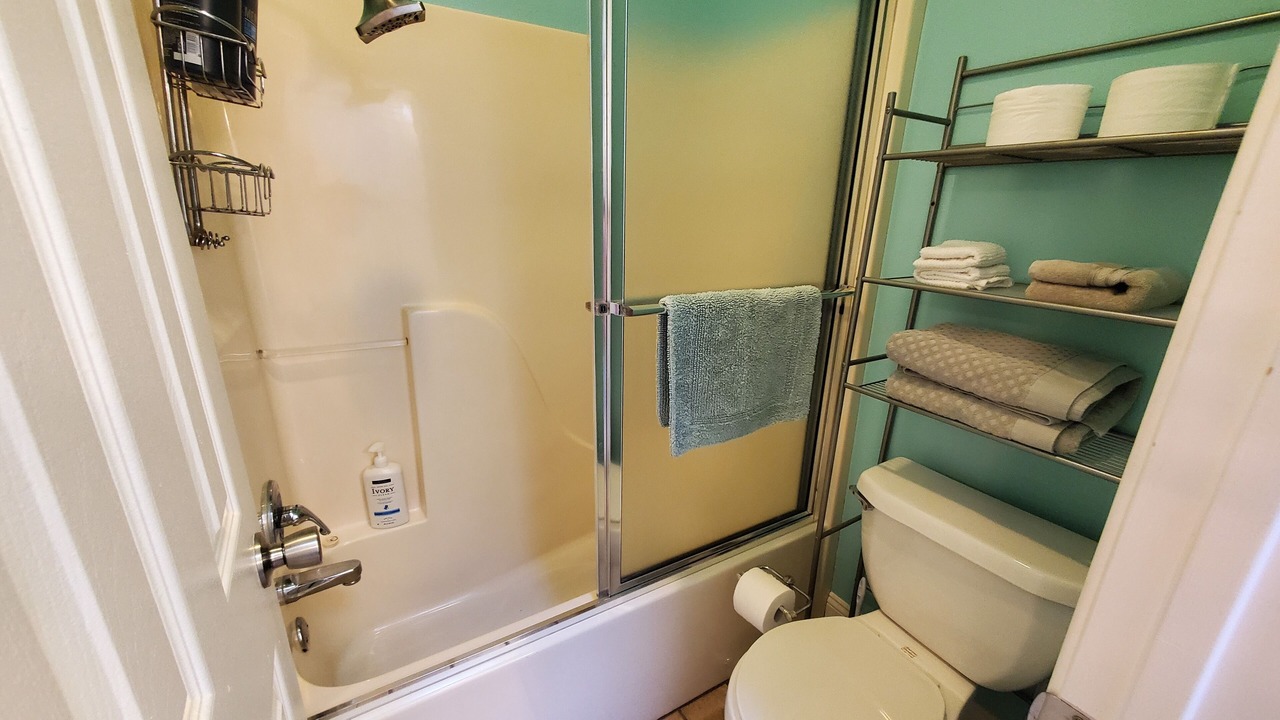 Photo of Bathroom in Lost Bridge Village