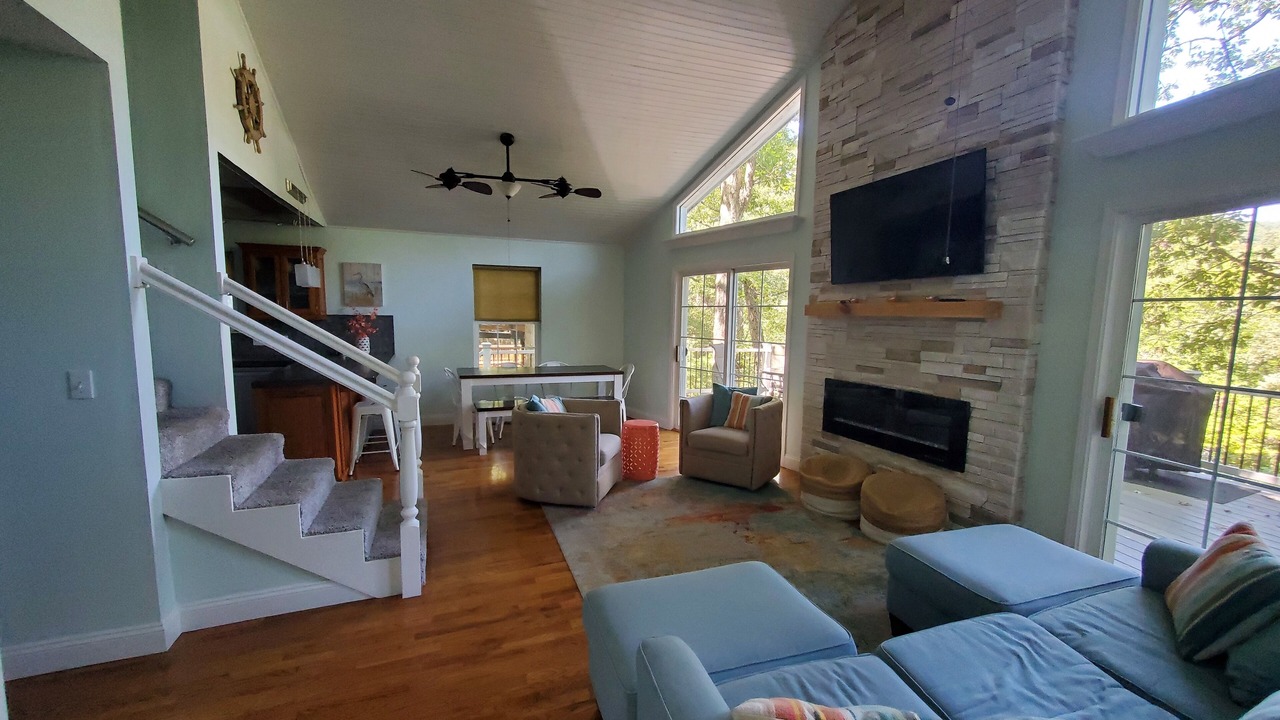 Photo of Bedroom in Lost Bridge Village