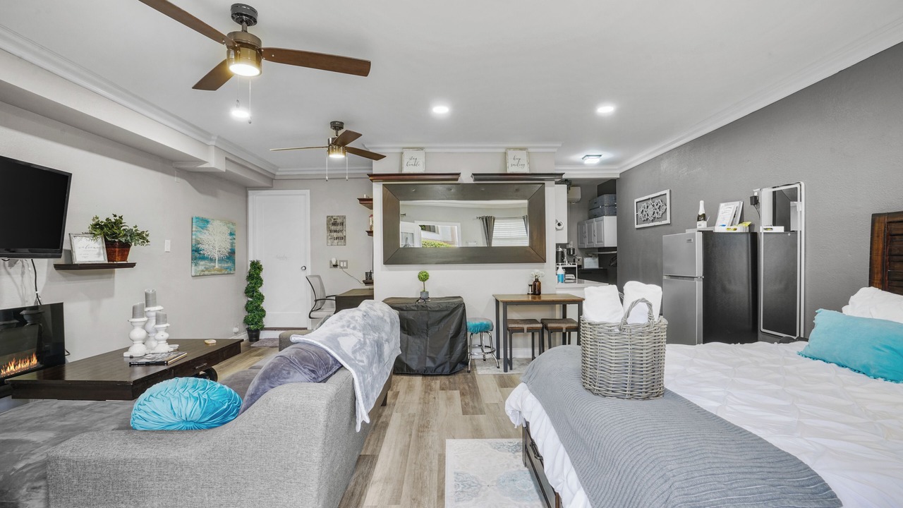 Photo of Bedroom in Vista