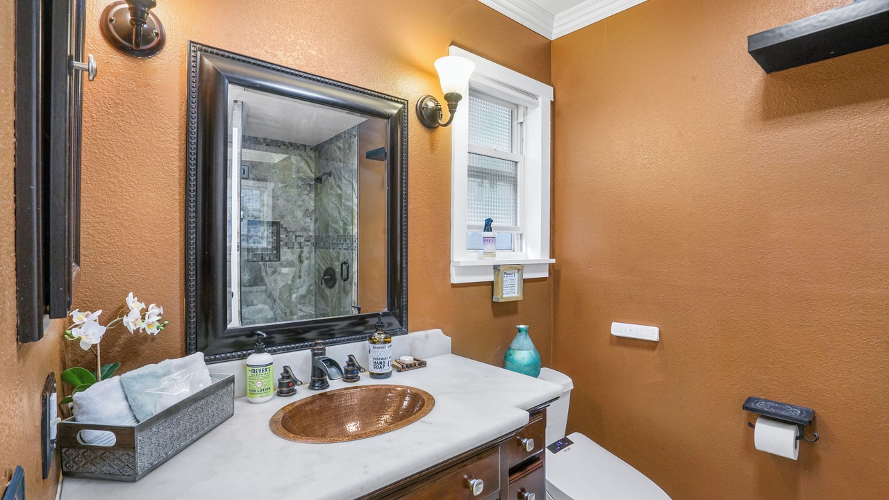 Photo of Bathroom in Vista