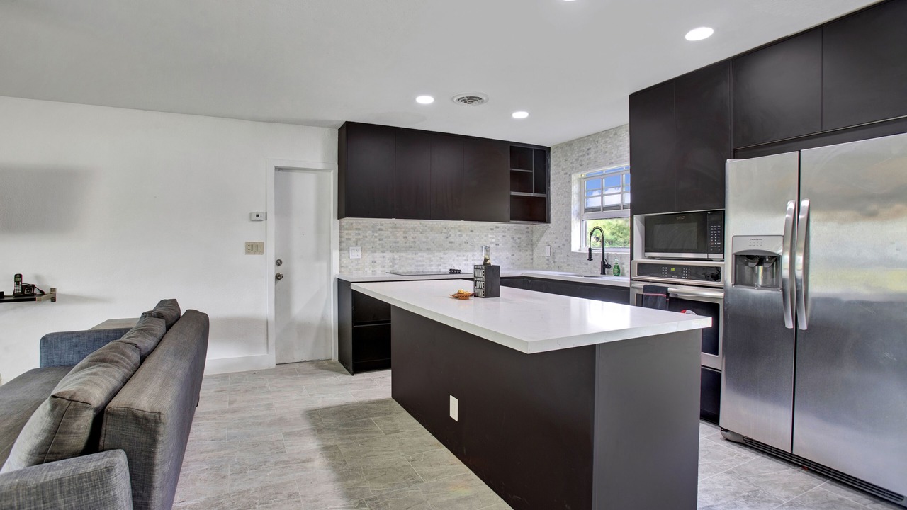 Photo of Kitchen in Hollywood Lakes