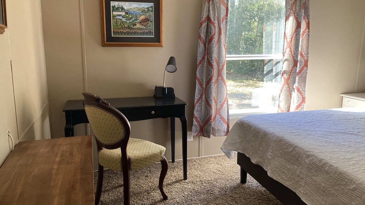 Photo of Bedroom in Tallahassee