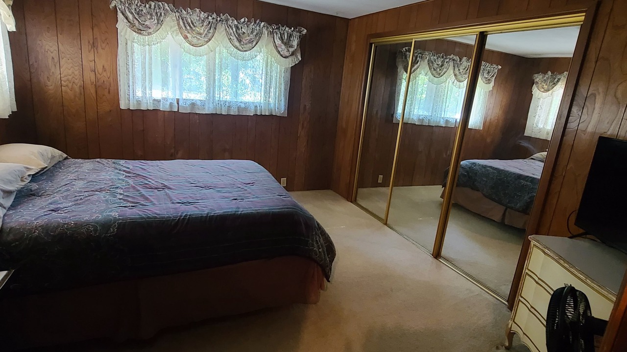 Photo of Bedroom in Howard