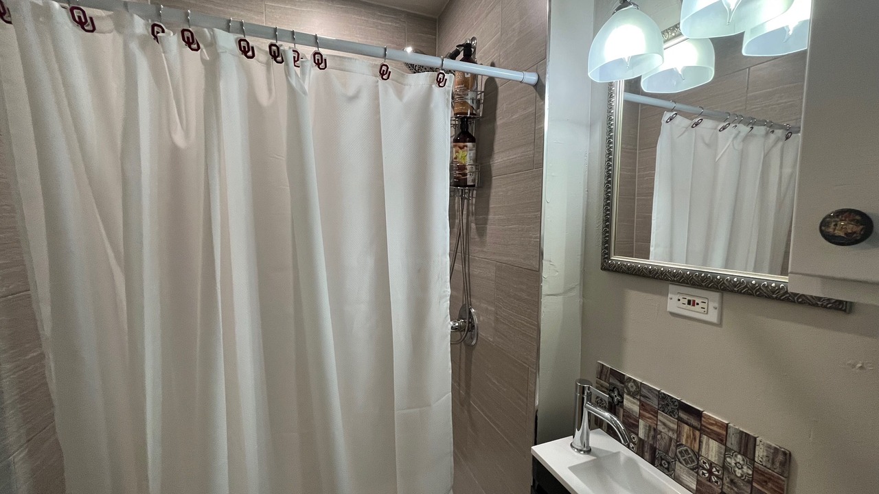 Photo of Bathroom in Norman