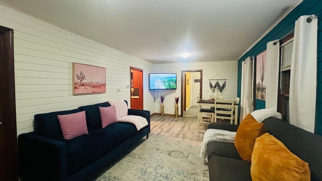 Photo of Livingroom in Capitol Park