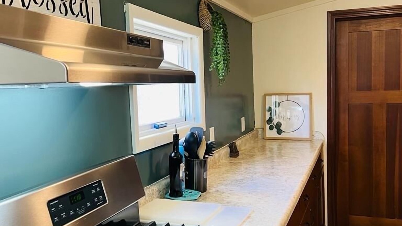 Photo of Kitchen in Capitol Park