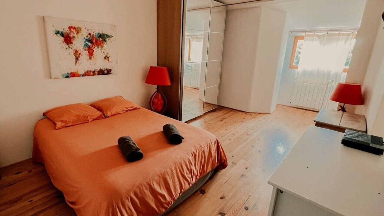 Photo of Bedroom in Albi