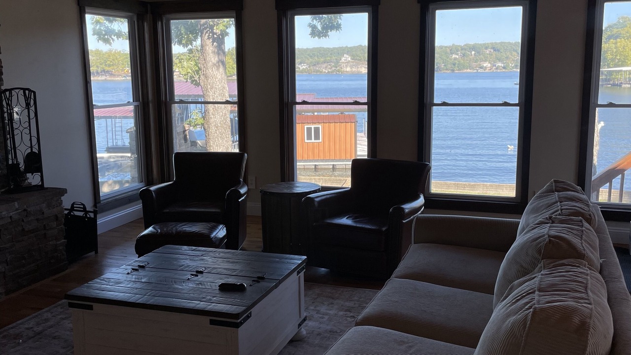 Photo of Livingroom in Sunrise Beach