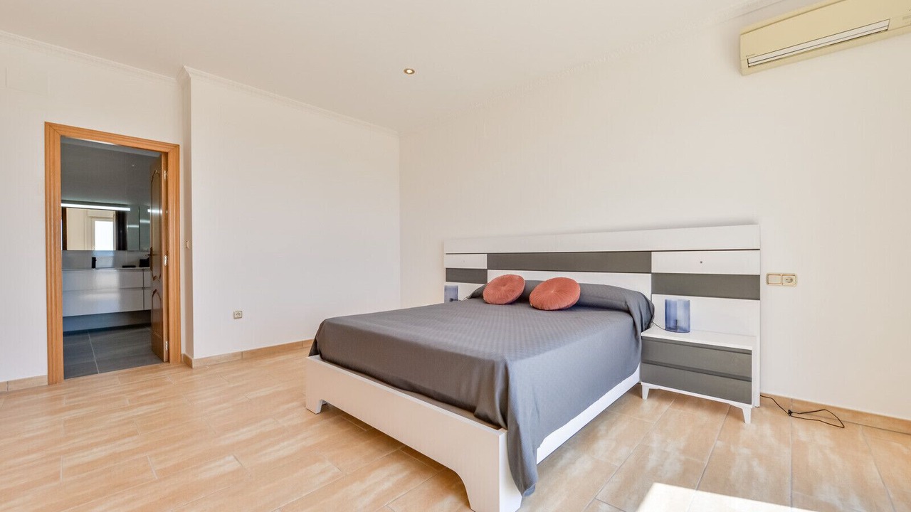 Photo of Bedroom in Empedrola