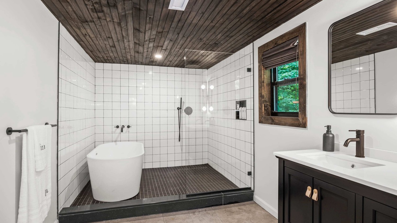 Photo of Bathroom in Palenville