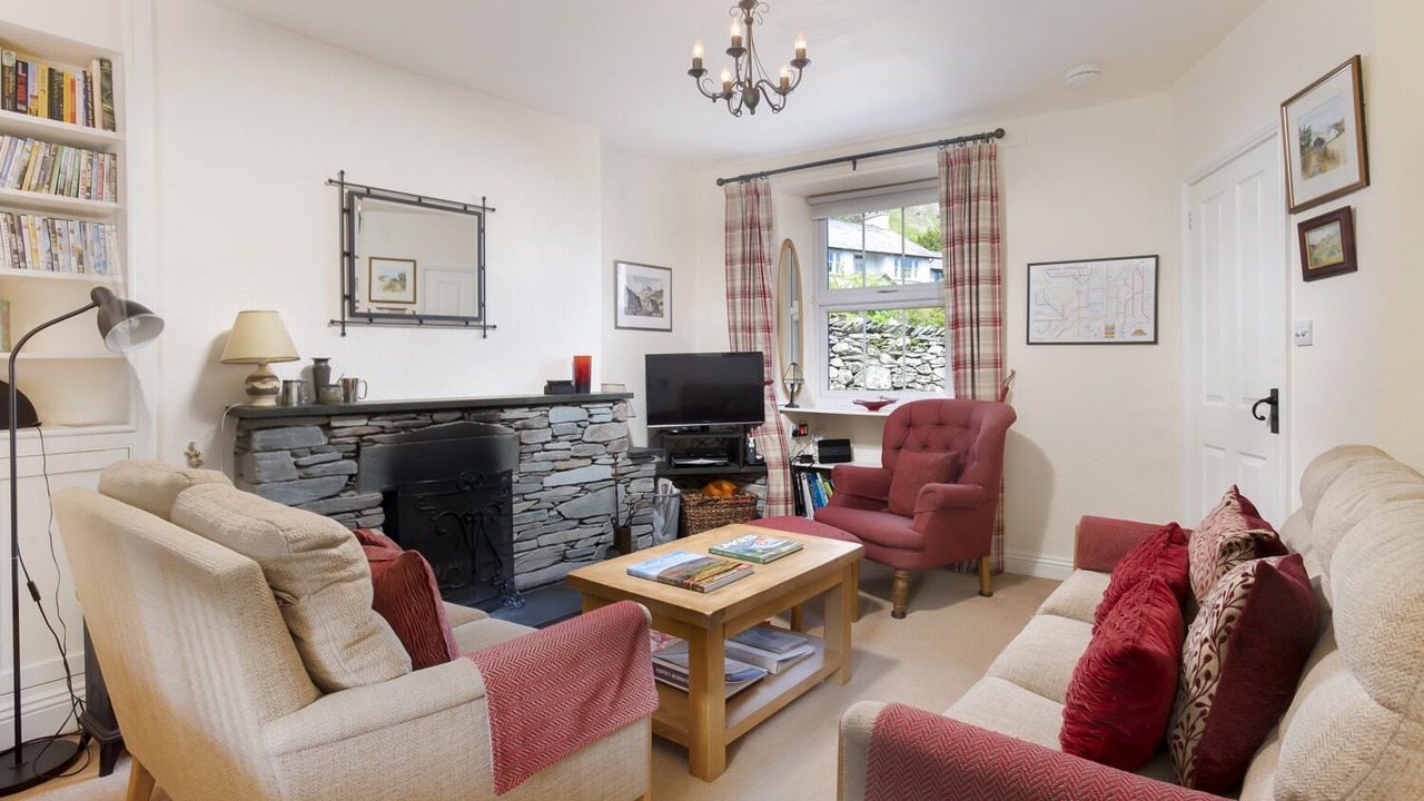 Photo of Livingroom in Chapel Stile