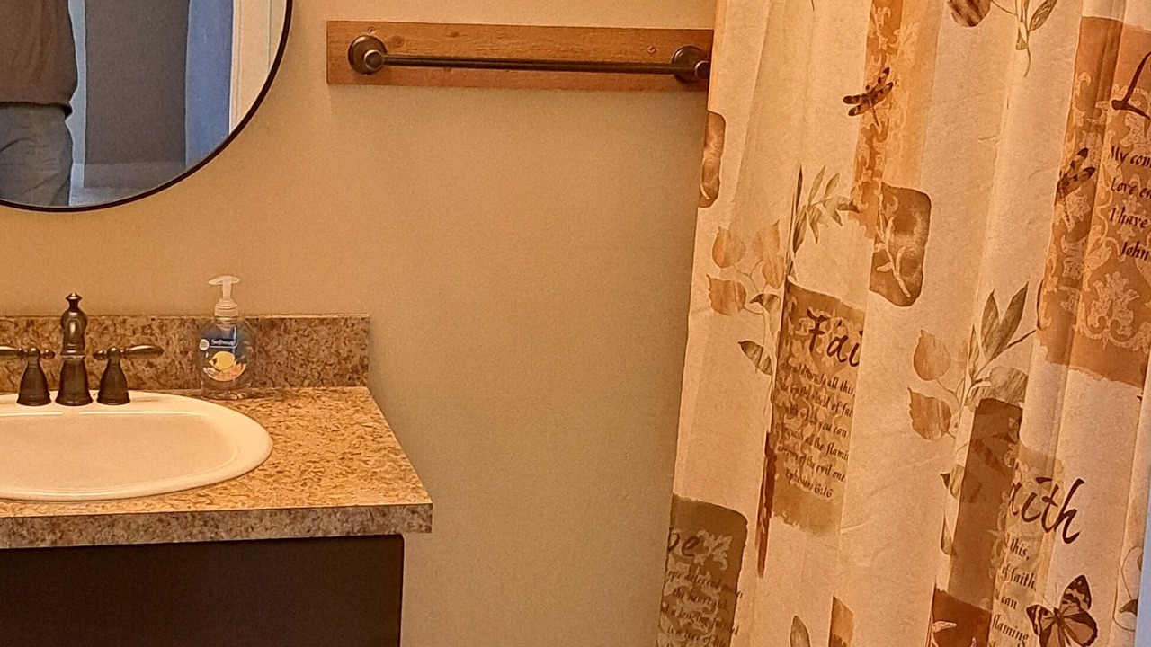 Photo of Bathroom in Wedowee