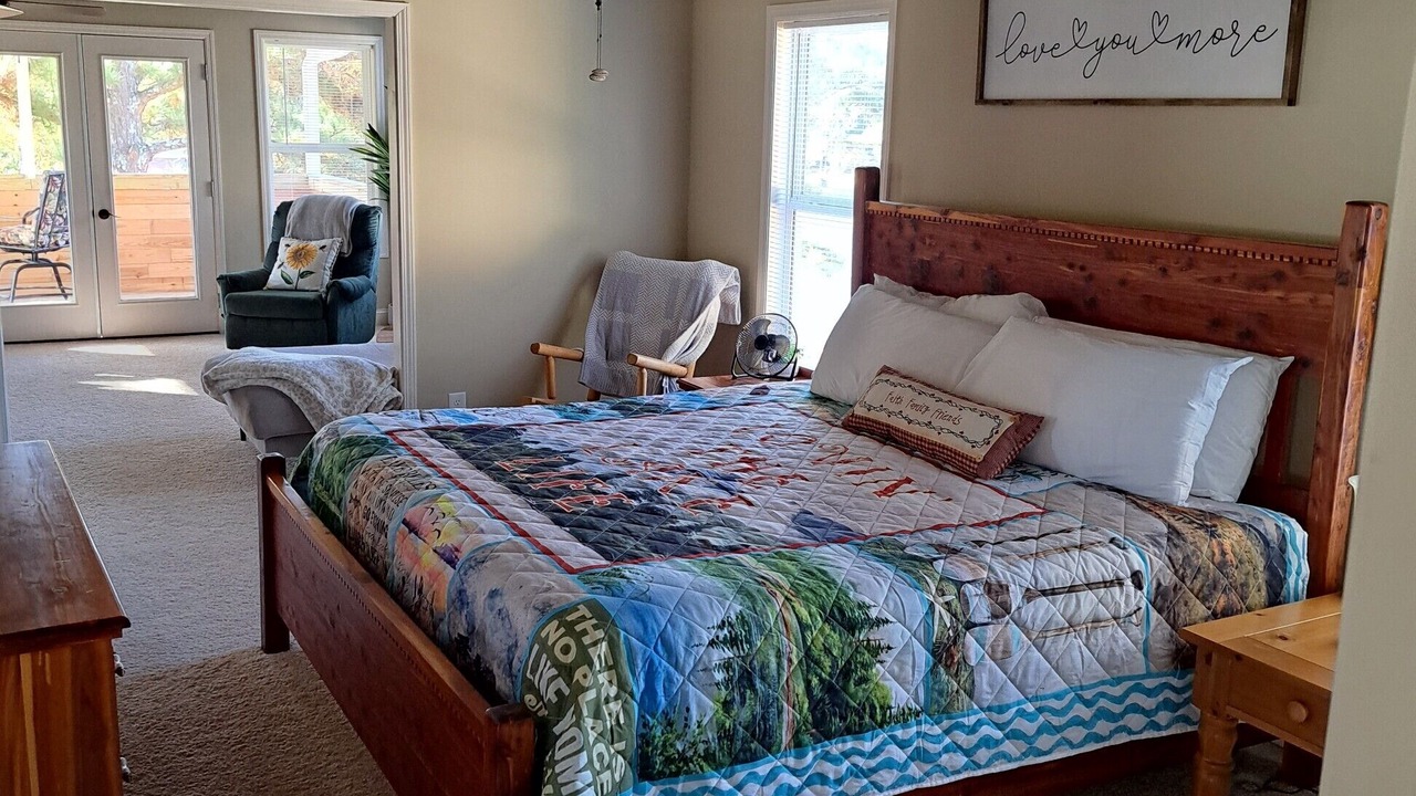 Photo of Bedroom in Wedowee