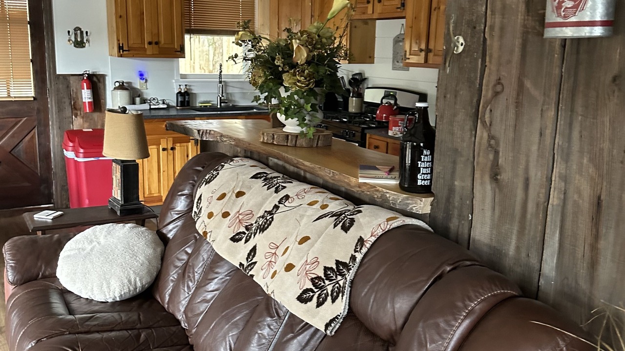 Photo of Livingroom in Roscoe