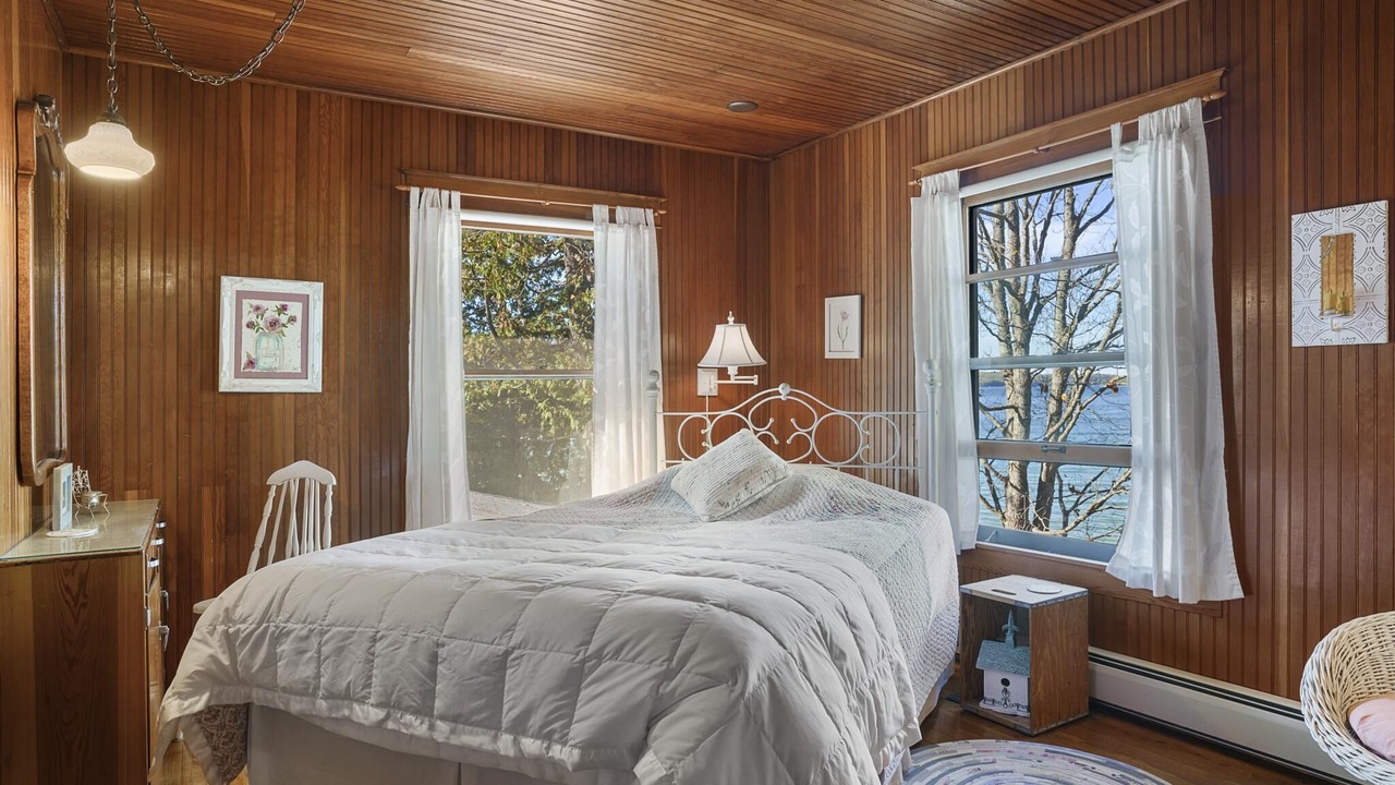 Photo of Bedroom in Walloon Lake