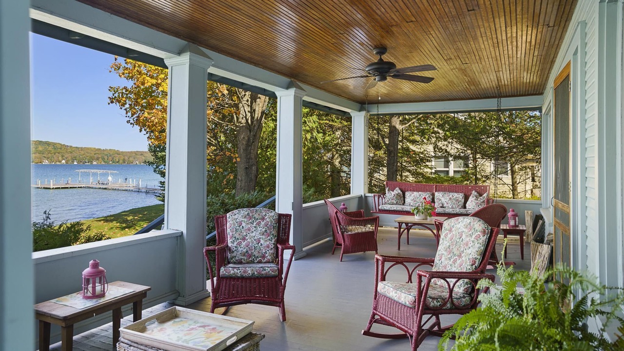Photo of Patio Balcony in Walloon Lake