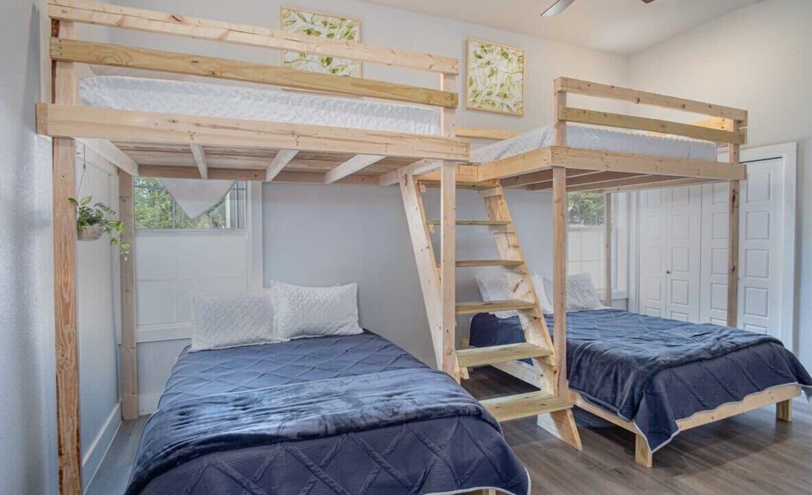 Photo of Bedroom in Near East Side