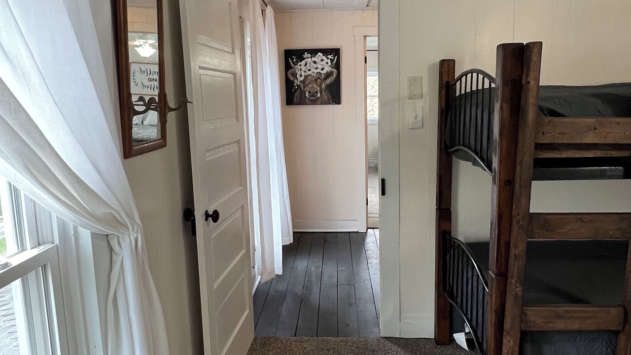 Photo of Bedroom in Gap Mills