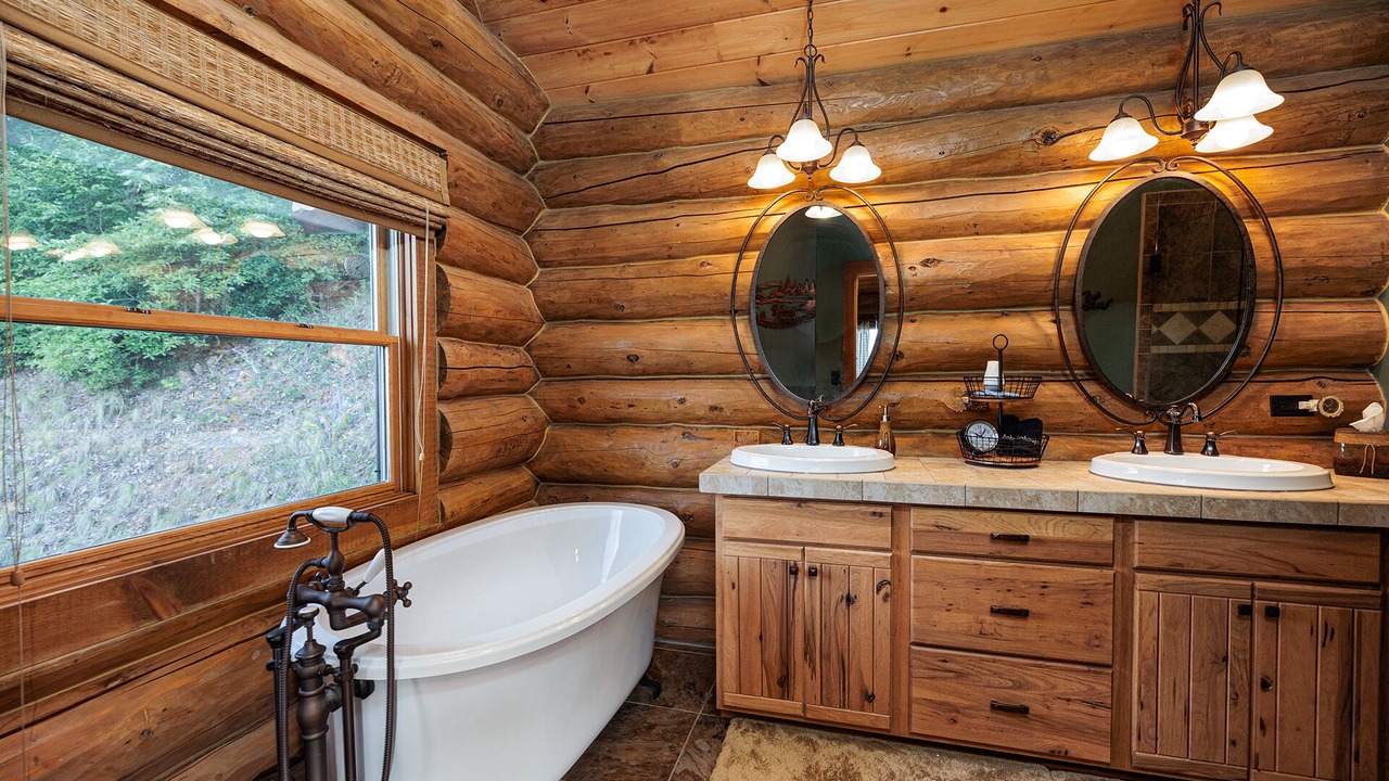 Photo of Bathroom in Whittier