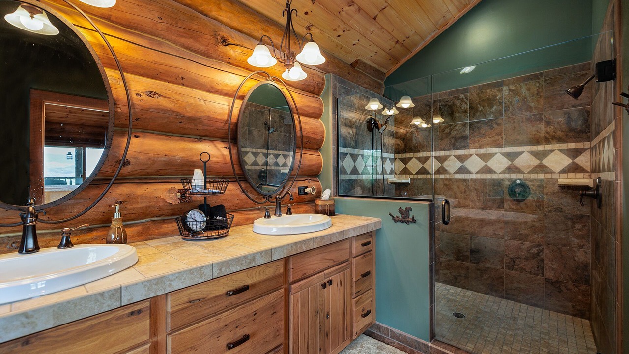 Photo of Bathroom in Whittier