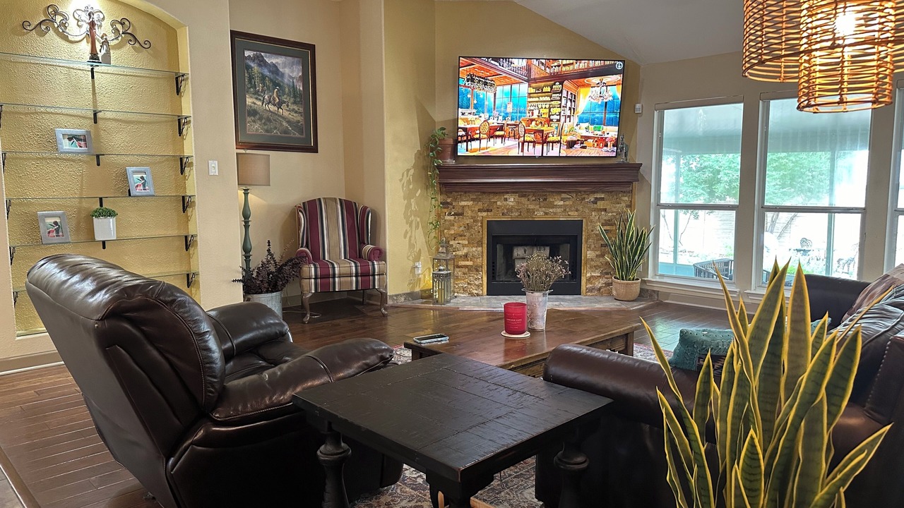 Photo of Livingroom in Schertz