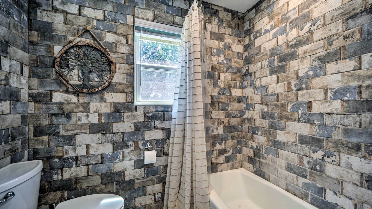Photo of Bathroom in Buda