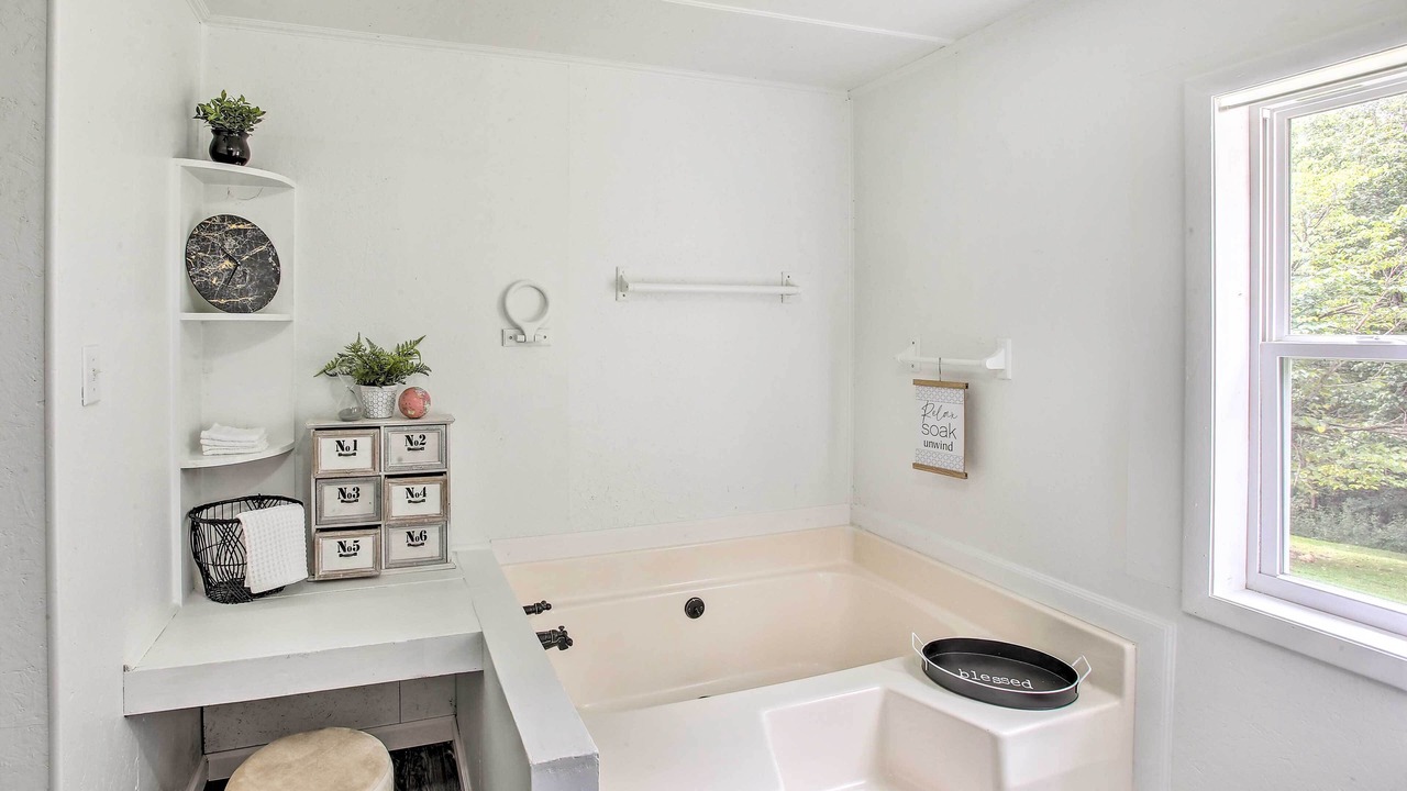 Photo of Bathroom in Gainesboro