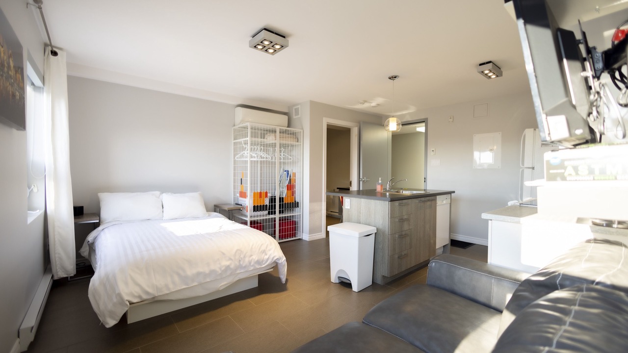 Photo of Bedroom in Rouyn-Noranda