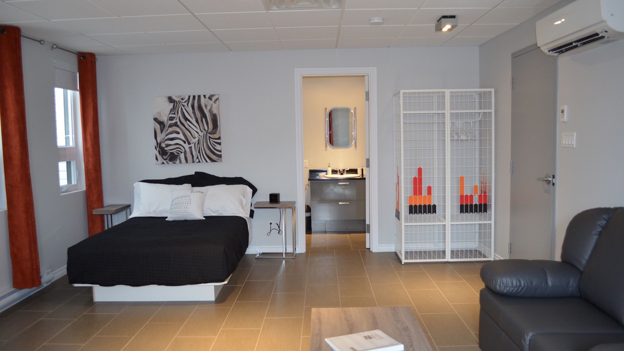 Photo of Bedroom in Rouyn-Noranda