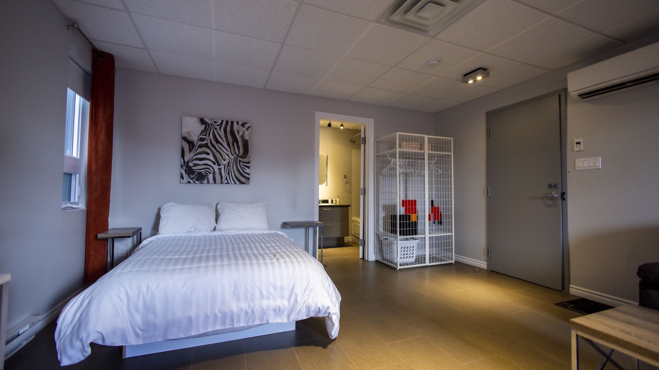 Photo of Bedroom in Rouyn-Noranda