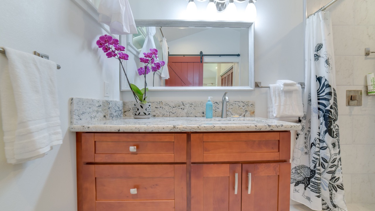 Photo of Bathroom in Pauwela