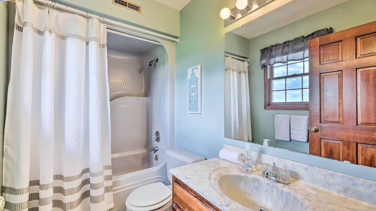 Photo of Bathroom in Williamstown