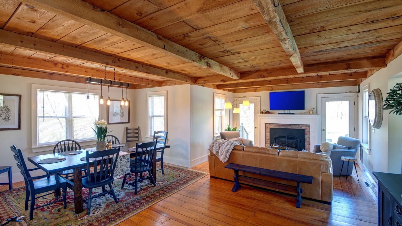 Photo of Bedroom in Skaneateles
